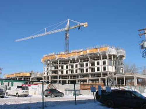 La construction et les services demeureront les relais de croissance de l'économie canadienne