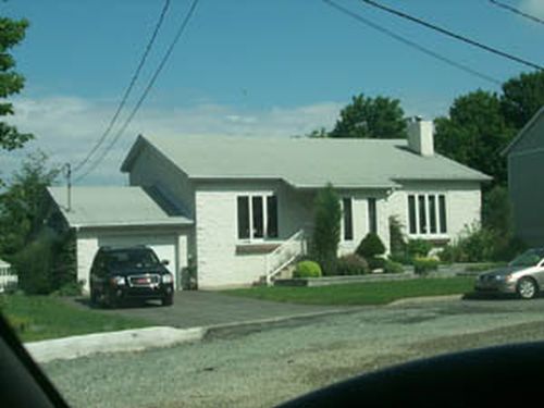 L'abordabilité et la sécurité d'emploi sont les facteurs les plus importants pour les acheteurs d'une première habitation