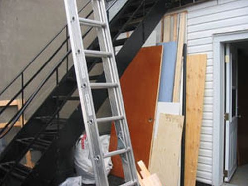 Les Québécois pourraient être en train de perdre leur goût de la rénovation domiciliaire, puisque les intentions de rénover diminuent