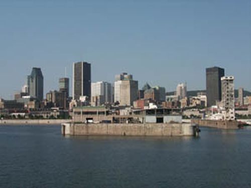 Entre le 1er juillet 2005 et le 1er juillet 2006, la population du Canada a augmenté de 324 000