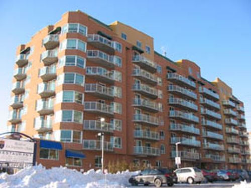 Une hausse des prix exceptionnelle pour la saison et une activité record dominent le marché immobilier canadien en 2007