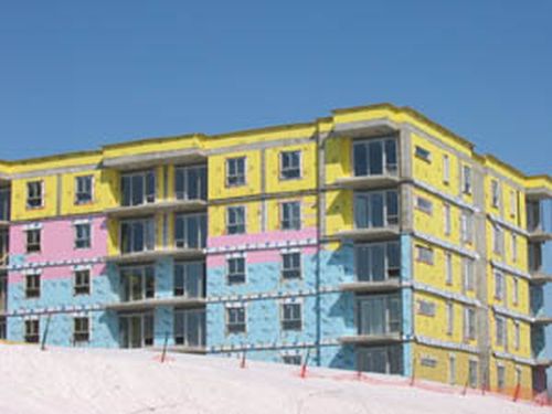 L'année 2007 aura été l'année d'un nouveau sommet dans la construction au Québec