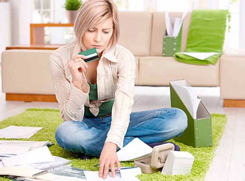 La Banque du Canada laisse inchangé le taux cible du financement à un jour à 1 %